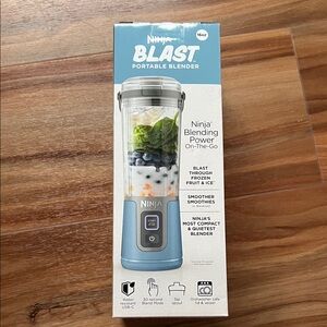 Ninja Blast Portable Blender in Light Blue